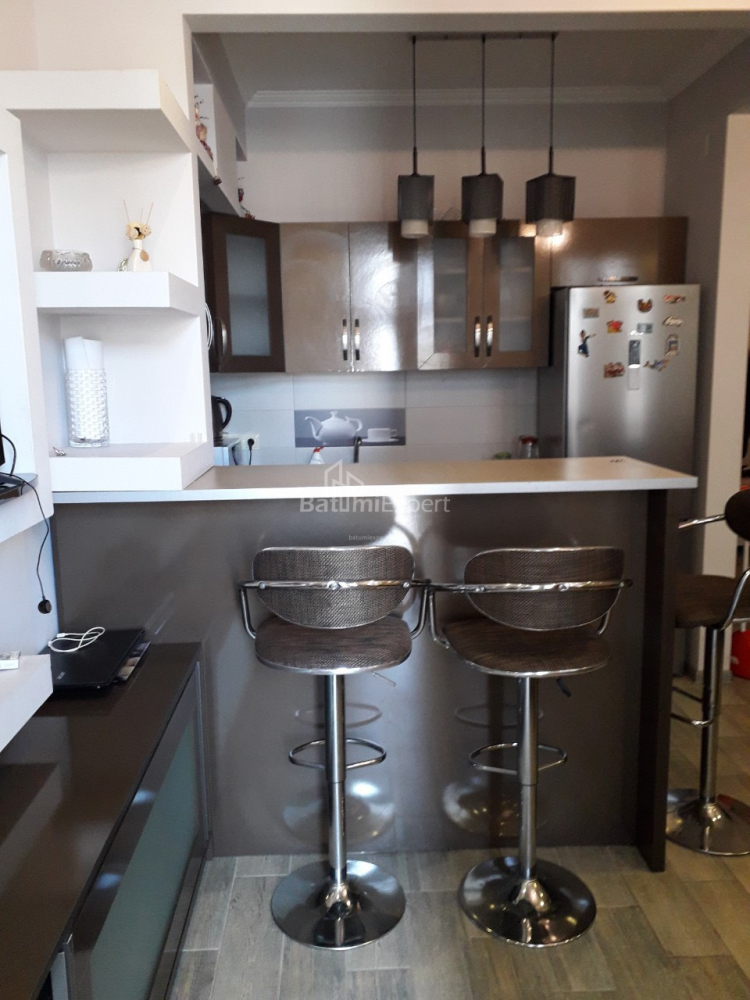 Квартира 60 м² - Зураба Горгиладзе, Батуми, Грузия