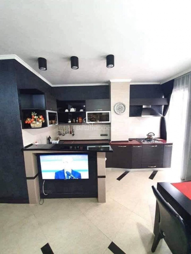 Квартира 100 м² - Зураба Горгиладзе, Батуми, Грузия