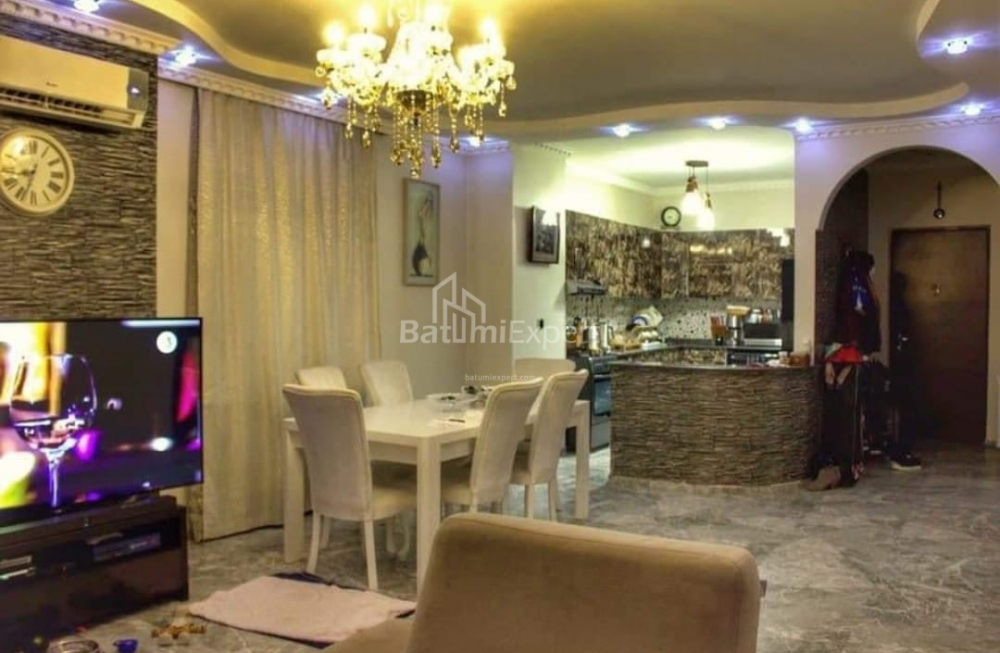Квартира 120 м² - Ильи Чавчавадзе, Батуми, Грузия