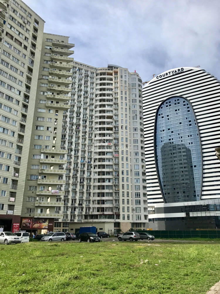 Квартира 59 м² - Зураба Горгиладзе, Батуми, Грузия