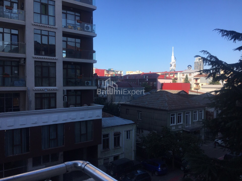Квартира 81 м² - Царя Парнаваза, Батуми, Грузия