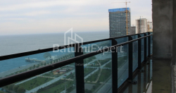 Квартира 76.07 м² - Леха и Марии Качинских, Батуми, Грузия