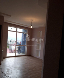 Квартира 3-комн 33 м² - Юрьевская, Батуми