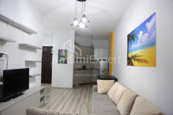 Квартира 47 м² - Зураба Горгиладзе, Батуми, Грузия