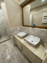 Квартира 250 м² - Шерифа Химшиашвили, Батуми, Грузия