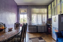 Частный дом 120 м² - Кайхосро Чолокашвили, Батуми, Грузия