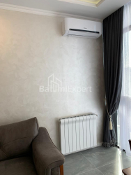 Квартира 47 м² - Шерифа Химшиашвили, Батуми, Грузия