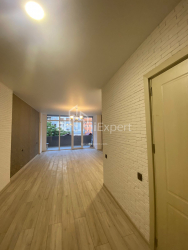 Квартира 45 м² - Академика Мамия Комахидзе, Батуми, Грузия