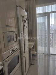 Квартира 75 м² - Селима Химшиашвили, Батуми, Грузия