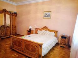 Квартира 200 м² - Ноэ Жорданиа, Батуми, Грузия