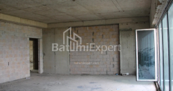 Квартира 75.75 м² - Леха и Марии Качинских, Батуми, Грузия