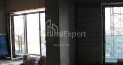 Квартира 89.15 м² - Леха и Марии Качинских, Батуми, Грузия