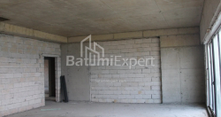 Квартира 75.75 м² - Леха и Марии Качинских, Батуми, Грузия